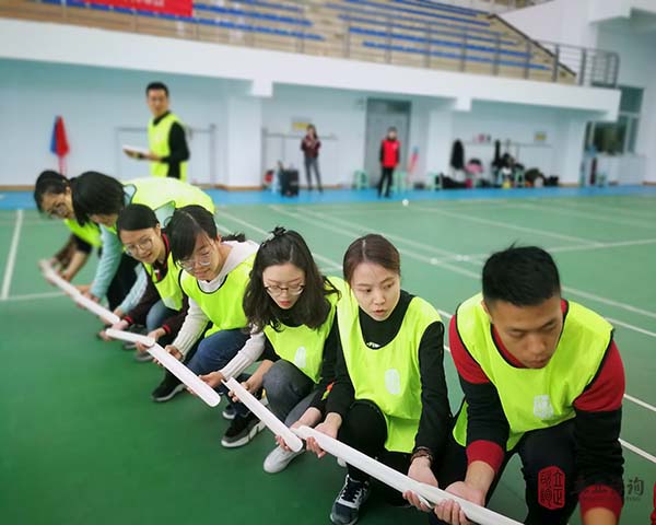 蘭州拓展培訓(xùn)公司 蘭州拓展培訓(xùn)公司