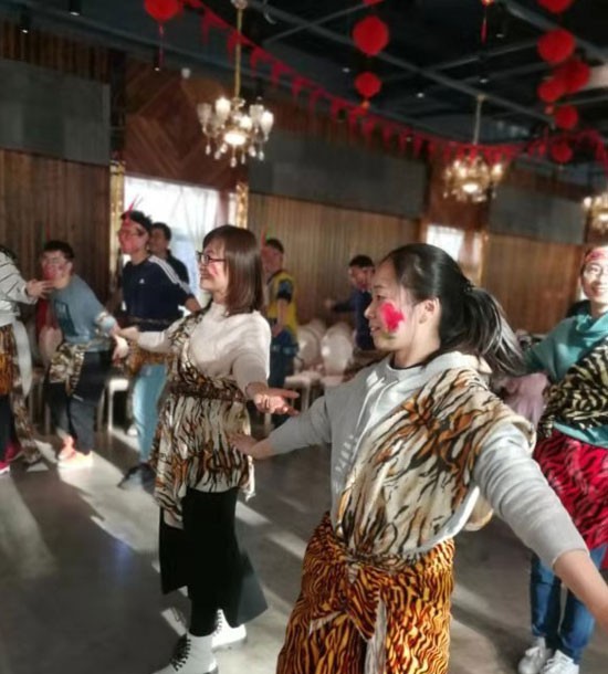 培訓快訊培訓時間：11月15日培訓地點:城建培訓中心培訓單位:國家電網(wǎng)**公司培訓課程:非洲鼓——鼓舞飛揚